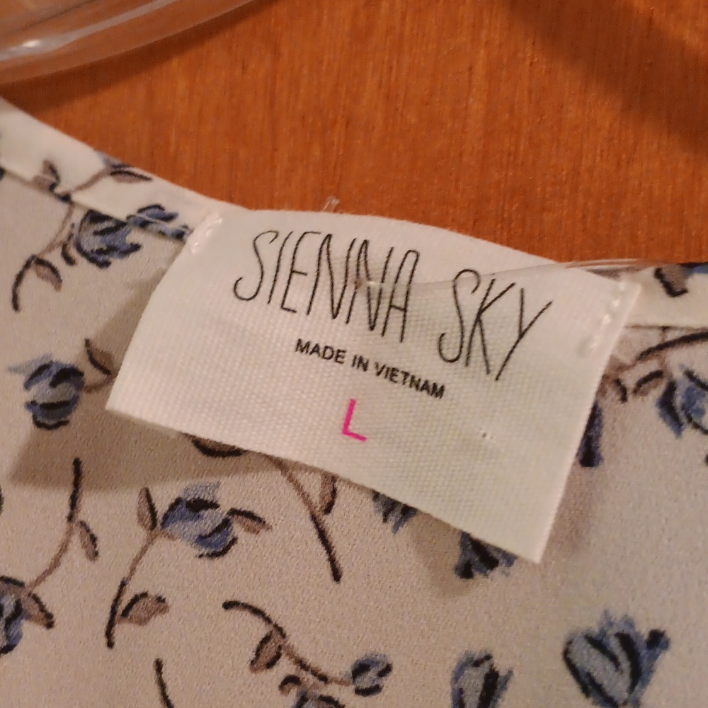 Sienna Sky Cream Floral Wrap Tunic with Short Sleeves - Picture 2 of 3
